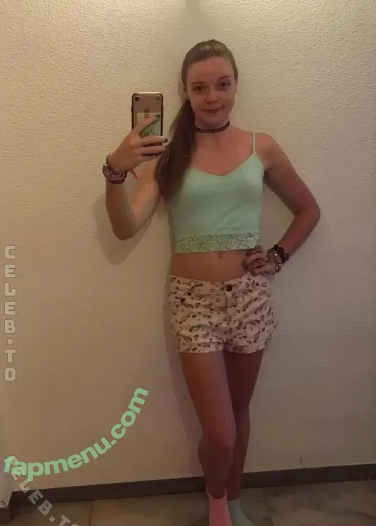 tambourinexoxos nude photo #0115 (tambourinexoxo)