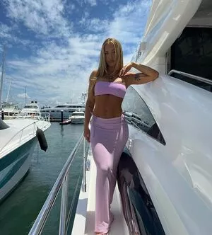 Tammy Hembrow / tammyhembrow nude photo #0062