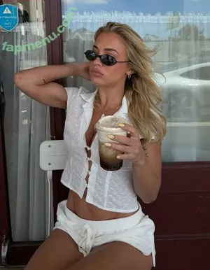 Tammy Hembrow / tammyhembrow nude photo #0682