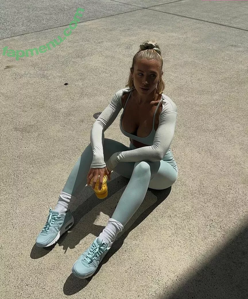 Tammy Hembrow nude photo #0149 (tammyhembrow)