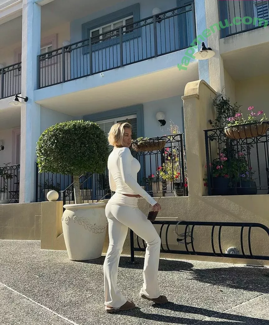 Tammy Hembrow nude photo #0214 (tammyhembrow)