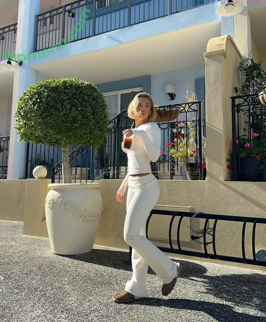 Tammy Hembrow nude photo #0216 (tammyhembrow)