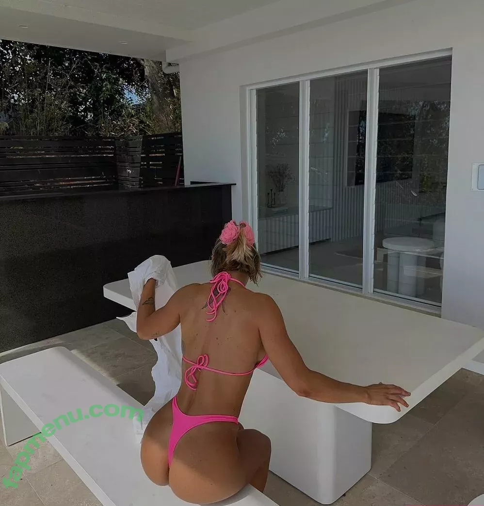 Tammy Hembrow nude photo #0256 (tammyhembrow)