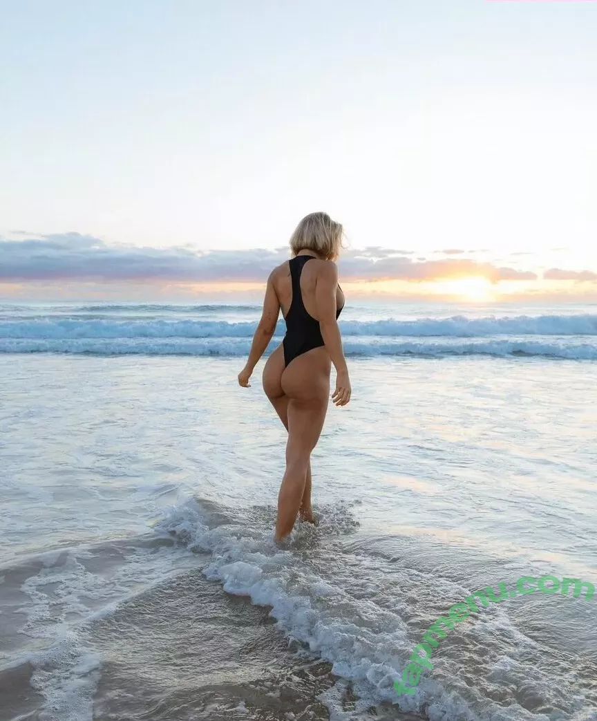 Tammy Hembrow nude photo #0278 (tammyhembrow)