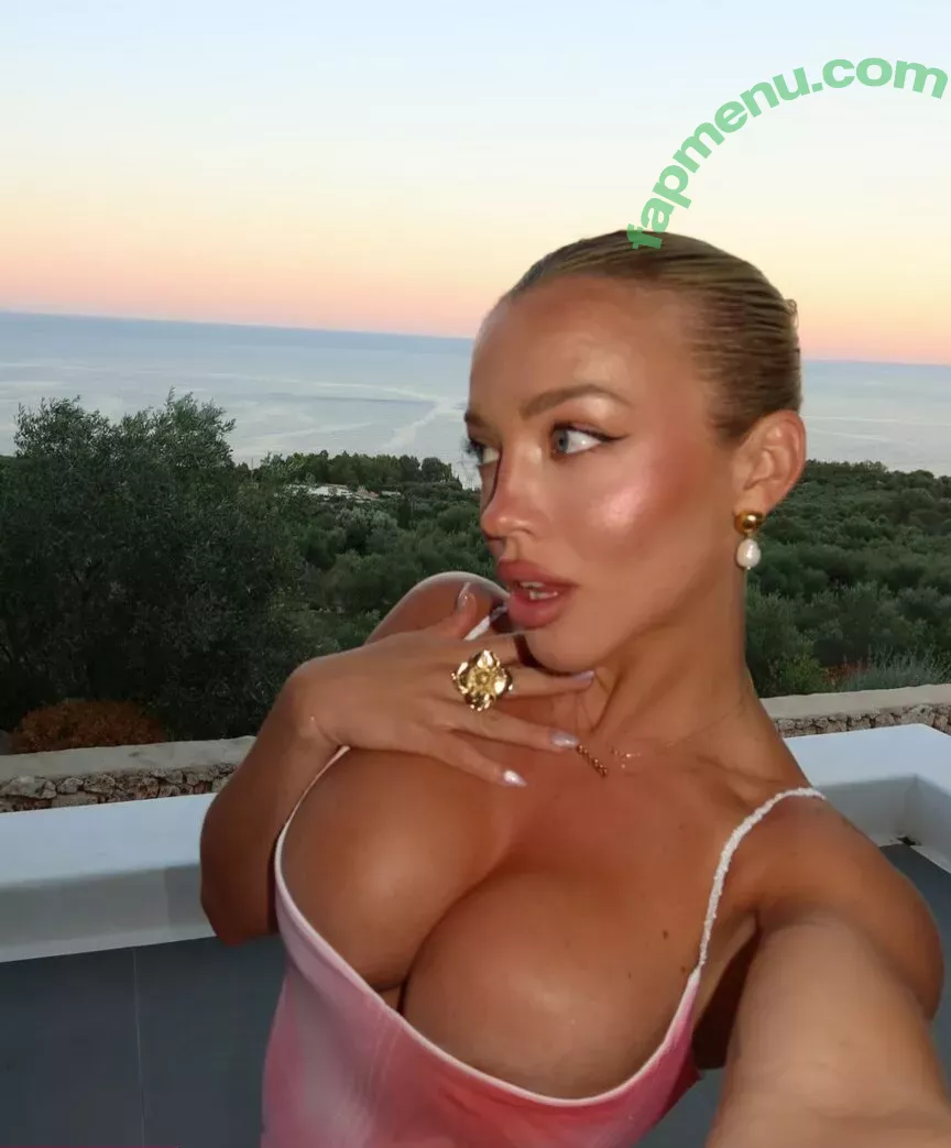 Tammy Hembrow nude photo #0448 (tammyhembrow)