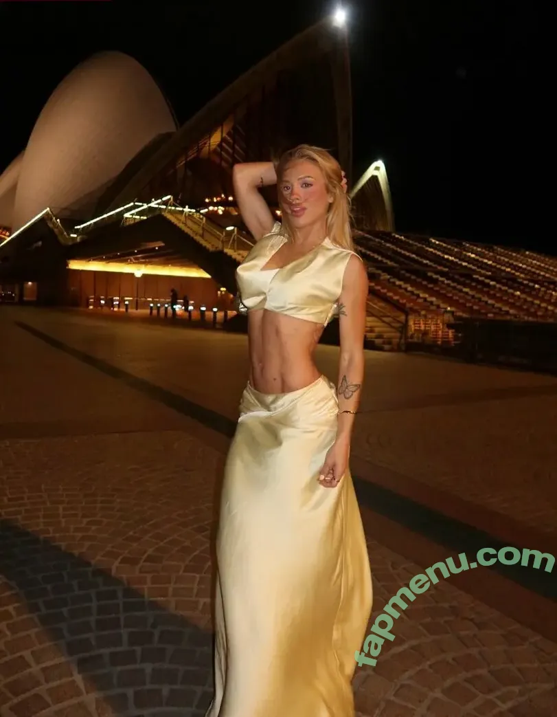 Tammy Hembrow nude photo #0599 (tammyhembrow)