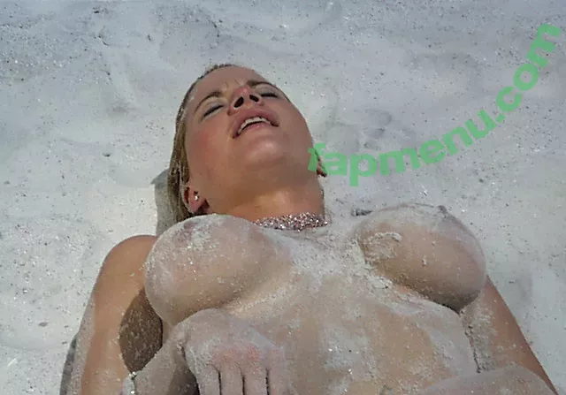 Tammy Lynn Sytch nude photo #0097 (wwehofersunny)