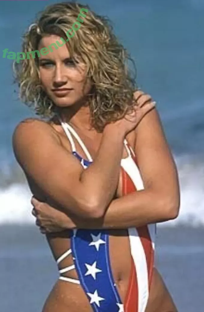 Tammy Lynn Sytch nude photo #0267 (wwehofersunny)