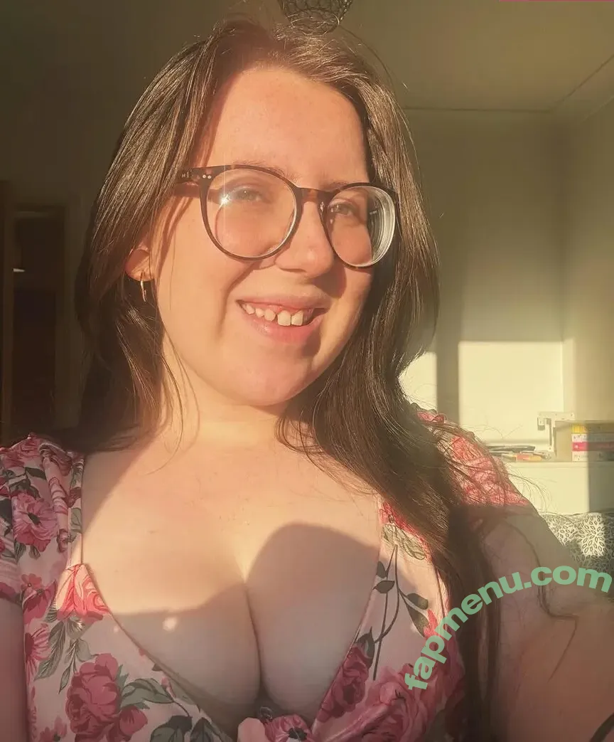 Tamzinisanerd nude photo #0040 (Tamzin Christie)