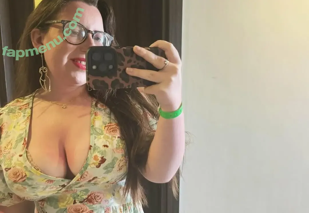 Tamzinisanerd nude photo #0042 (Tamzin Christie)