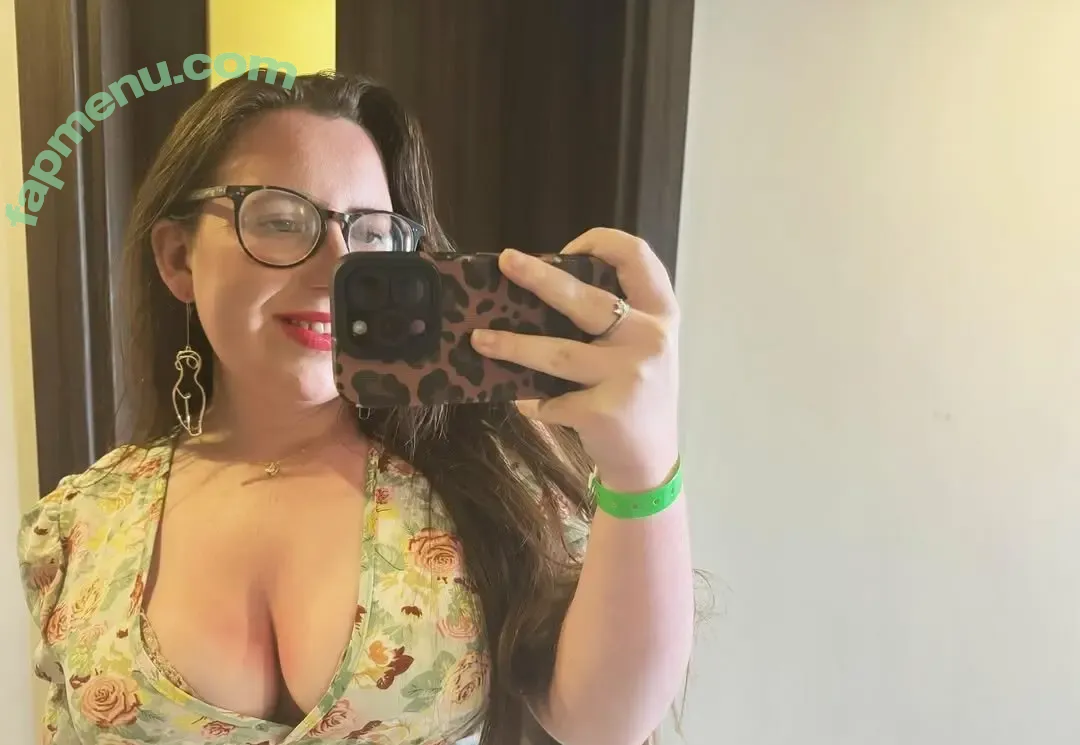 Tamzinisanerd nude photo #0043 (Tamzin Christie)