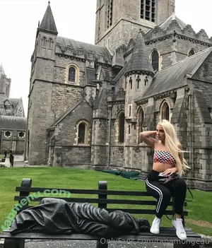 Tana Mongeau / tanamongeau nude photo #0003