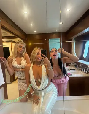 Tana Mongeau / tanamongeau nude photo #0011