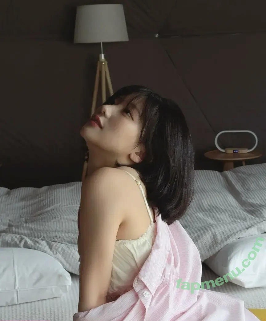 Tanaka Miku nude photo #0273 (miku_monmon3939 / mikumonmon_48 / 田中美久)