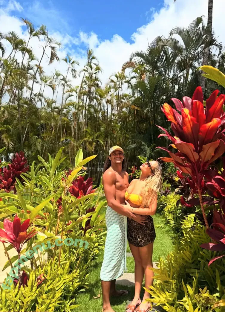 tanamongeau nude photo #0021 (tanamongeau)