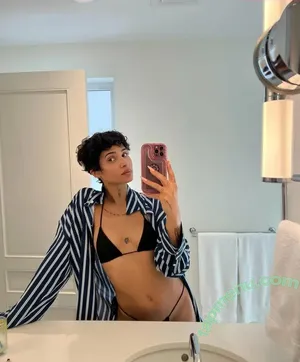 Tanaya Henry / tanayahenry nude photo #0095