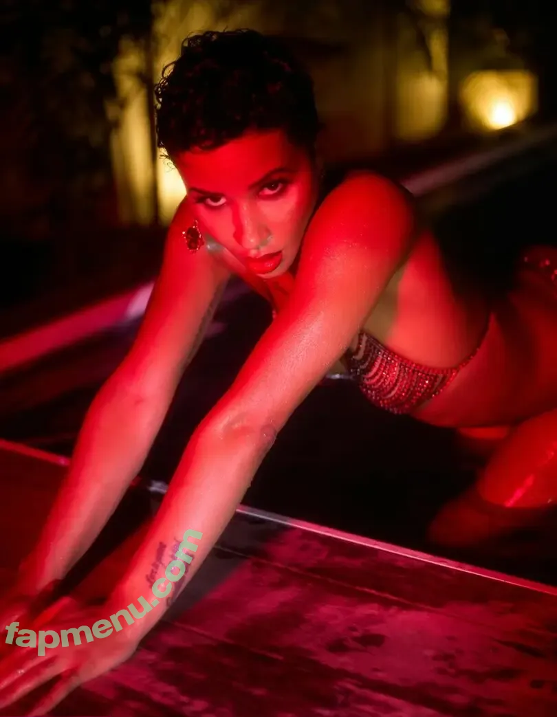 Tanaya Henry nude photo #0138 (tanayahenry)