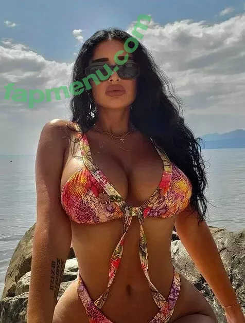 Tania Barbosa nude photo #0042 (brbs.tania)