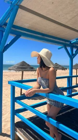 Tania Medina / taniamedinnna nude photo #0195