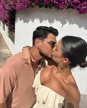 Tania Medina / taniamedinnna nude photo #0203