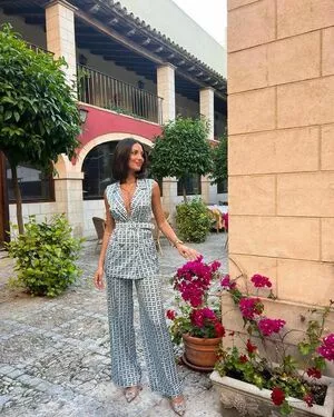 Tania Medina / taniamedinnna nude photo #0211