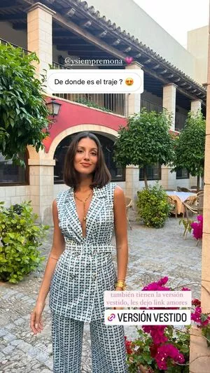 Tania Medina / taniamedinnna nude photo #0215