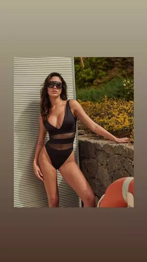 Tania Medina / taniamedinnna nude photo #0229