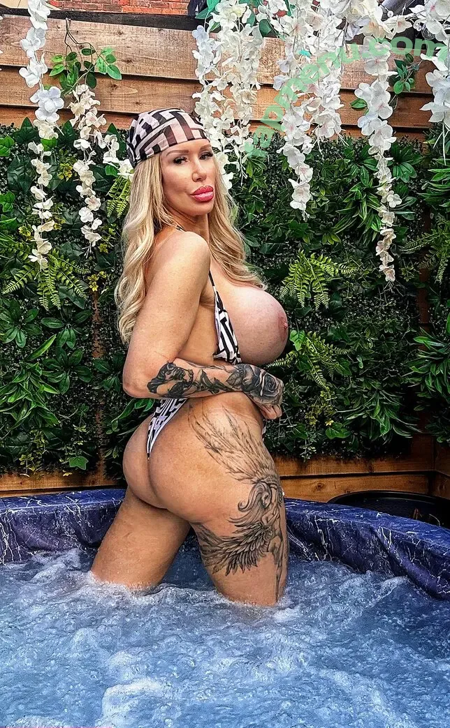 taniaamazon nude photo #0191 (djtaniaamazon)