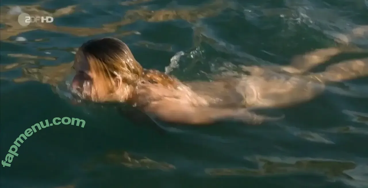 Tanja Wedhorn nude photo #0010 (Tanja Wedhorn)