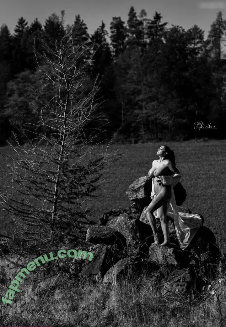 Tanja Weiss nude photo #0093 (Model_Tanja / model_tanja_)