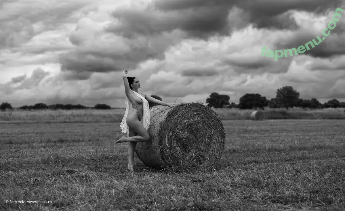 Tanja Weiss nude photo #0149 (Model_Tanja / model_tanja_)