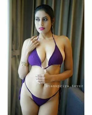 tanupriya / Sexysoul_4ever / tanupriya_4ever / tanupriya_official nude photo #0218