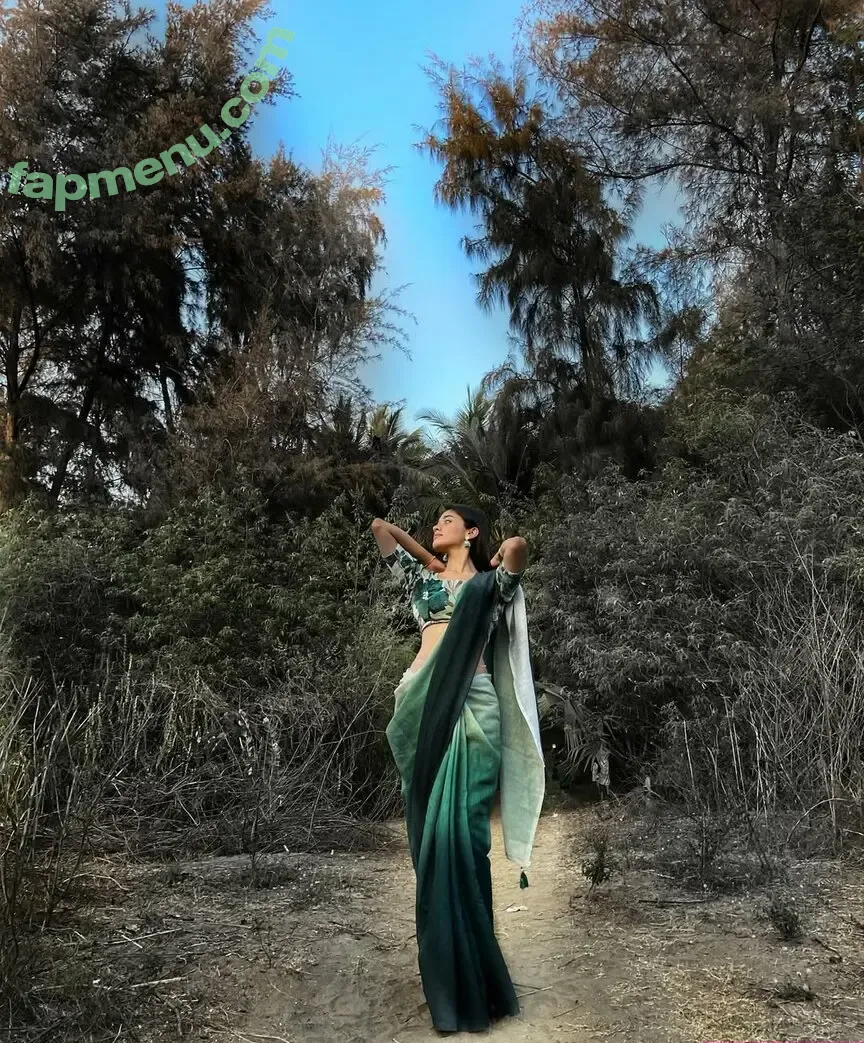 tanviddixit nude photo #0001 (tanviddixit)
