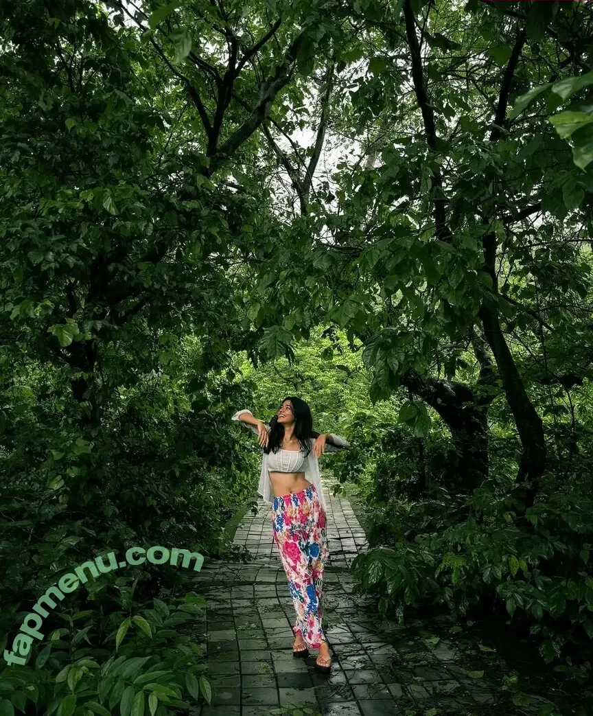 tanviddixit nude photo #0002 (tanviddixit)