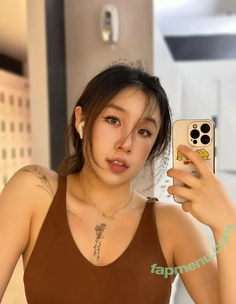 tanxixiii nude photo #0004 (tanxixii)