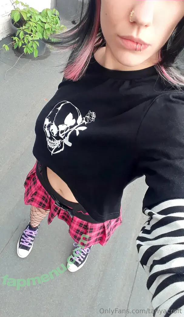 TanyaCroft nude photo #0044 (tanya__croft)