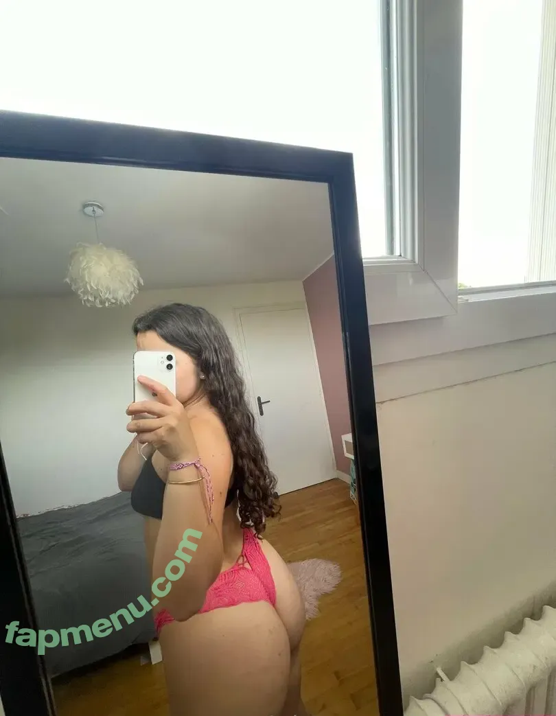 tapetitebarbie nude photo #0049 (miafoxxmia)