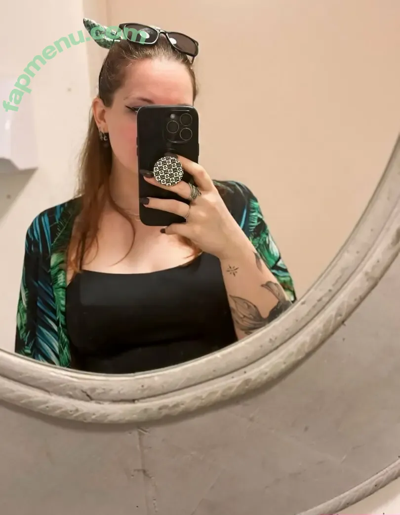 tapetitecassiefree nude photo #0027 (tapetitecassiefree)