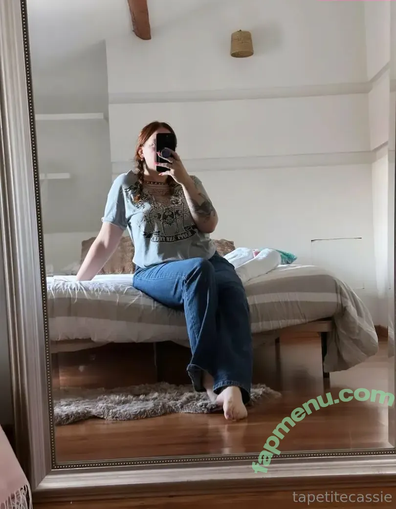 tapetitecassiefree nude photo #0075 (tapetitecassiefree)