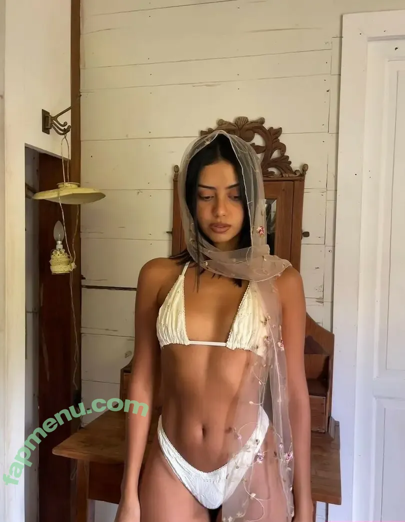 Tara Bakalian nude photo #0048 (tarabakalian)