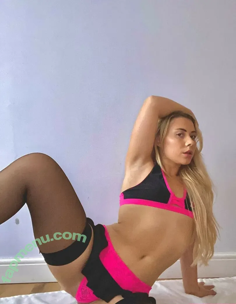 Tara Burchett nude photo #0834 (DayDr34mer / tara_burchett)