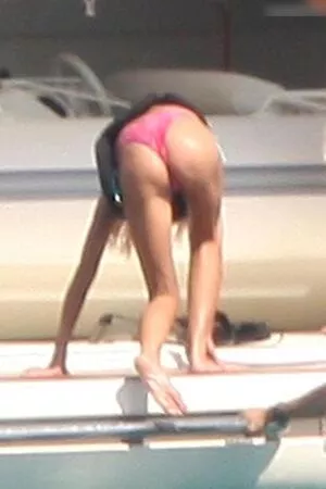 Tara Reid / TaraReid nude photo #0220