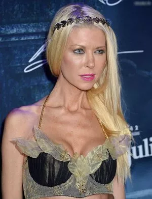 Tara Reid / TaraReid nude photo #0375