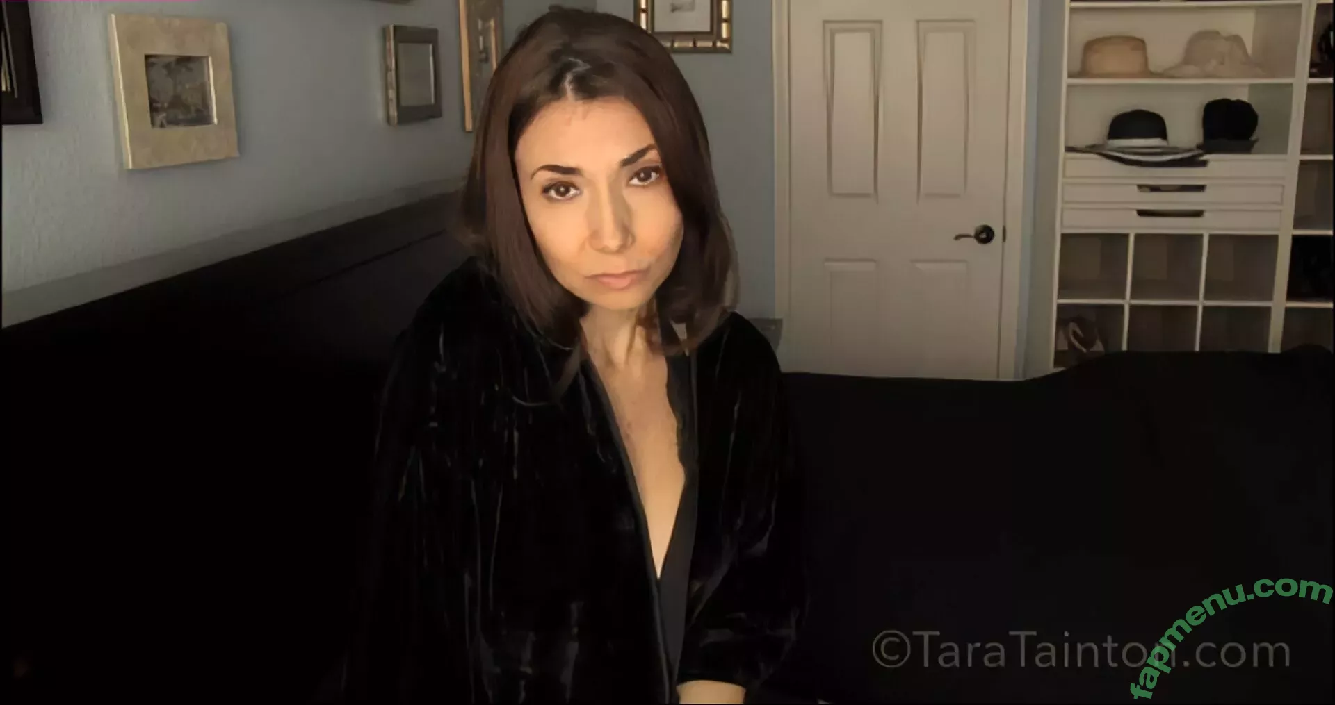 Tara Tainton nude photo #0336 (tara_tainton / tarata5535 / tarataintontv)