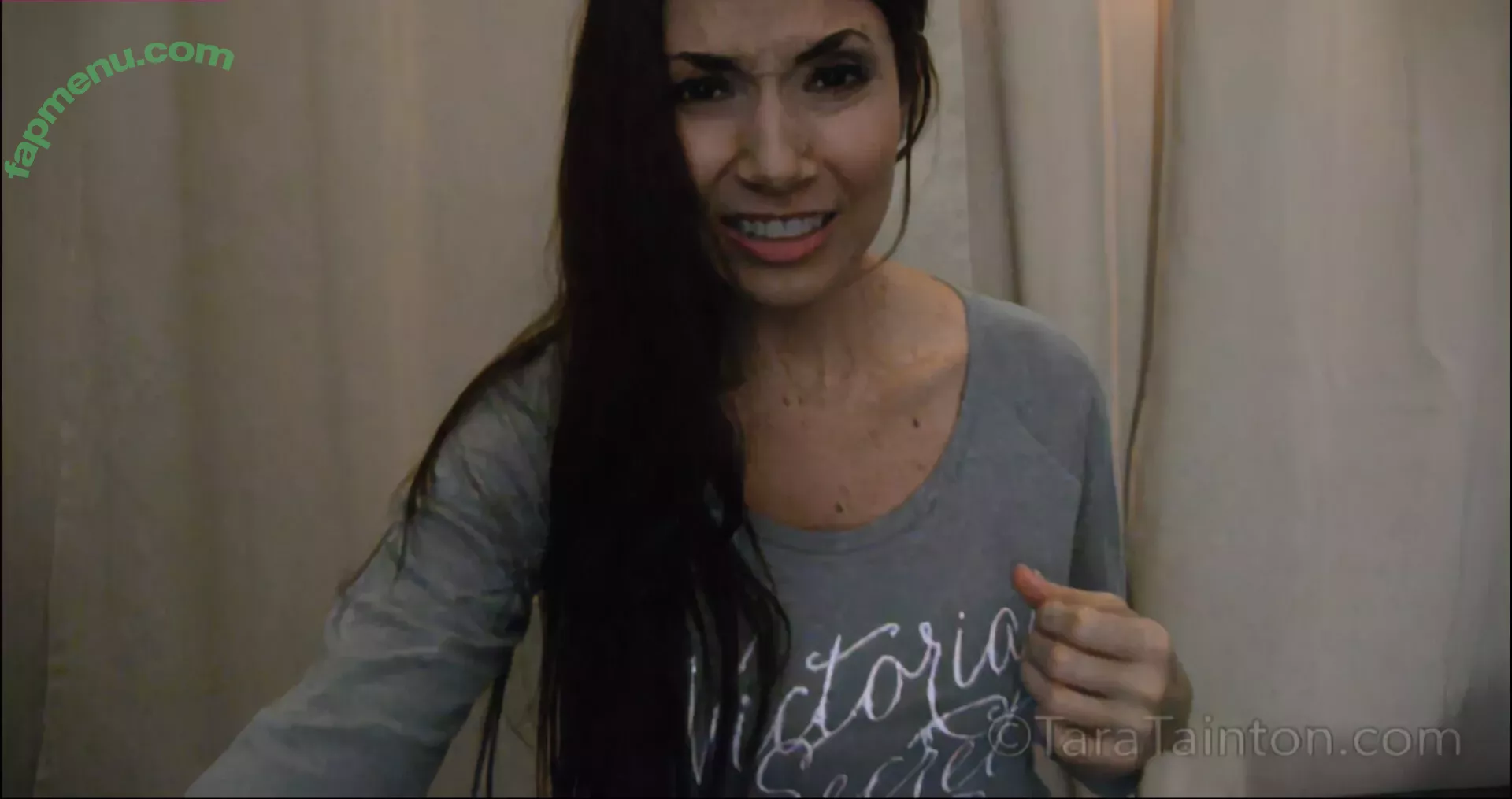 Tara Tainton nude photo #0411 (tara_tainton / tarata5535 / tarataintontv)