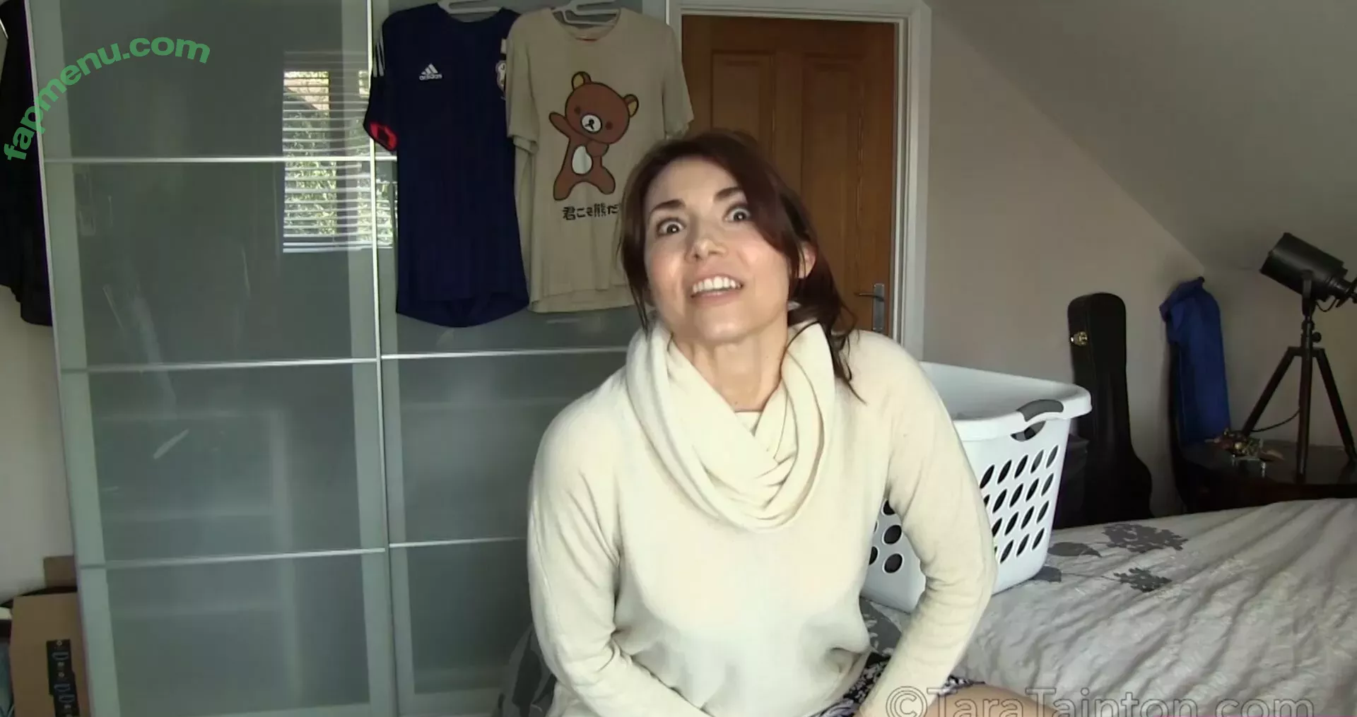 Tara Tainton nude photo #0438 (tara_tainton / tarata5535 / tarataintontv)