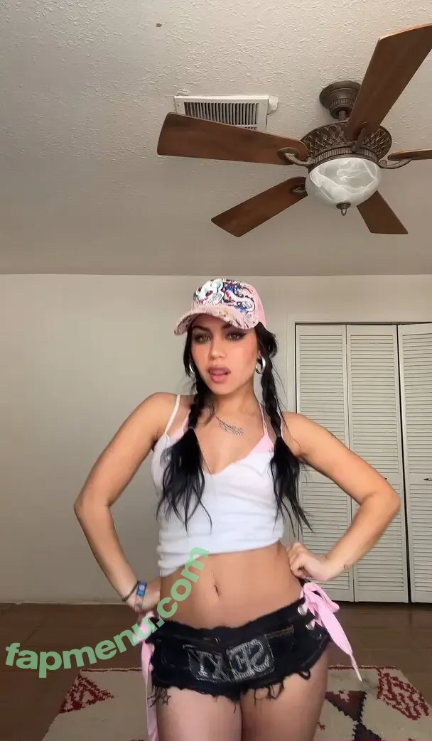 Tara Yummy nude photo #0472 (taratasty / tarayummyy)