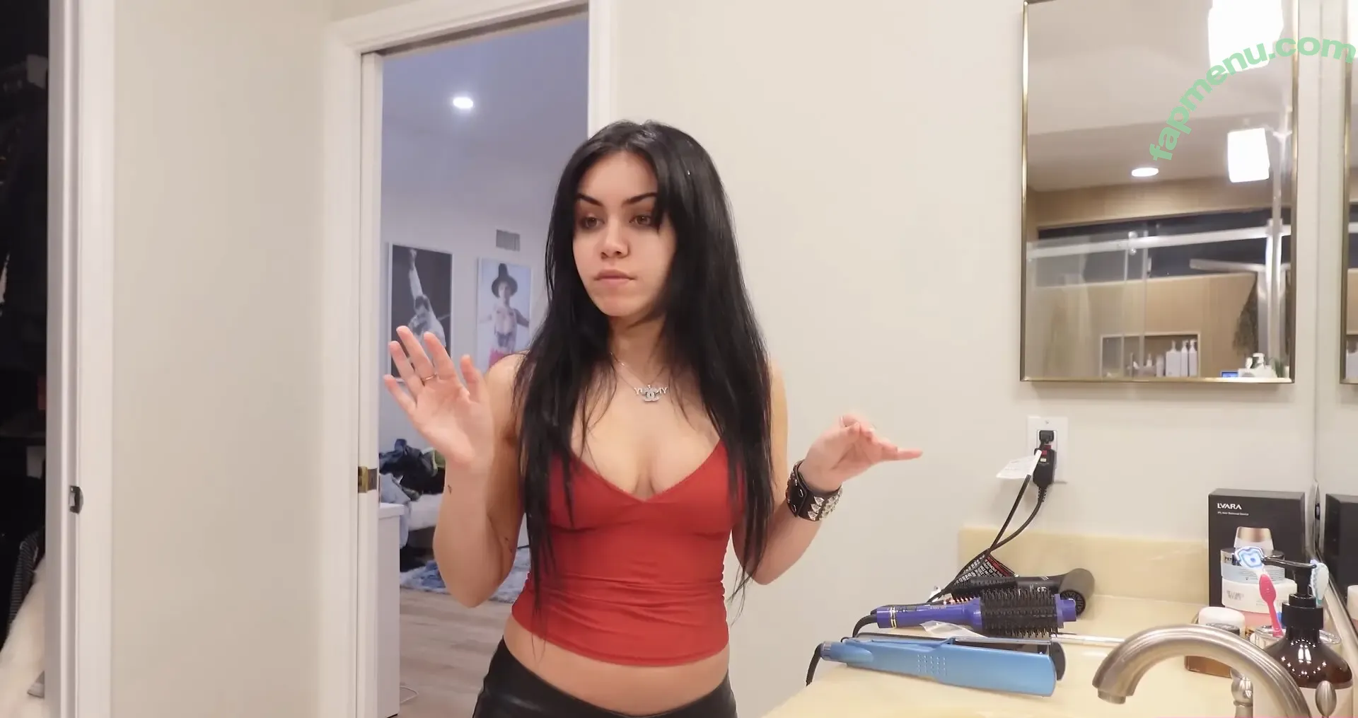 Tara Yummy nude photo #0862 (taratasty / tarayummyy)