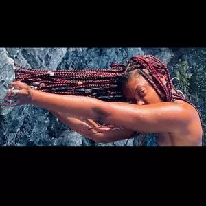 Taraji P. Henson / tarajiphenson nude photo #0053