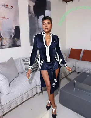 Taraji P. Henson / tarajiphenson nude photo #0290